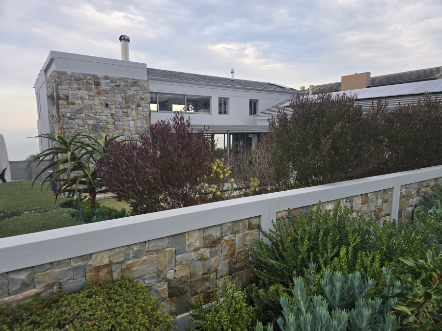 4 Bedroom Property for Sale in Oubaai Western Cape
